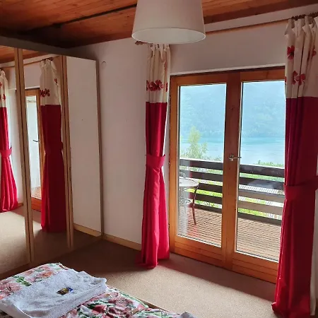 Haus Starfach شقة