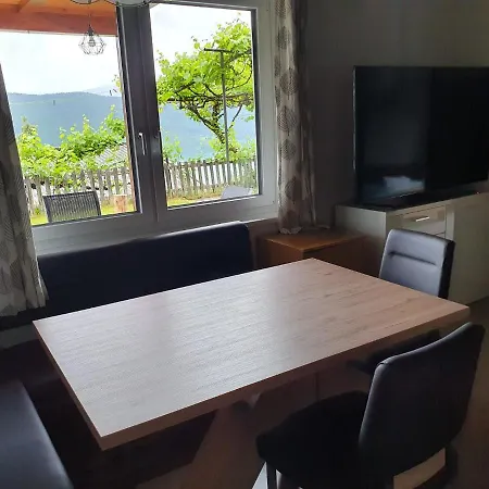 Haus Starfach دوبرياخ