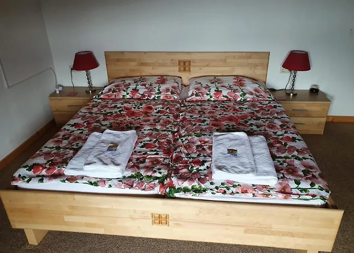 Haus Starfach Apartament Döbriach